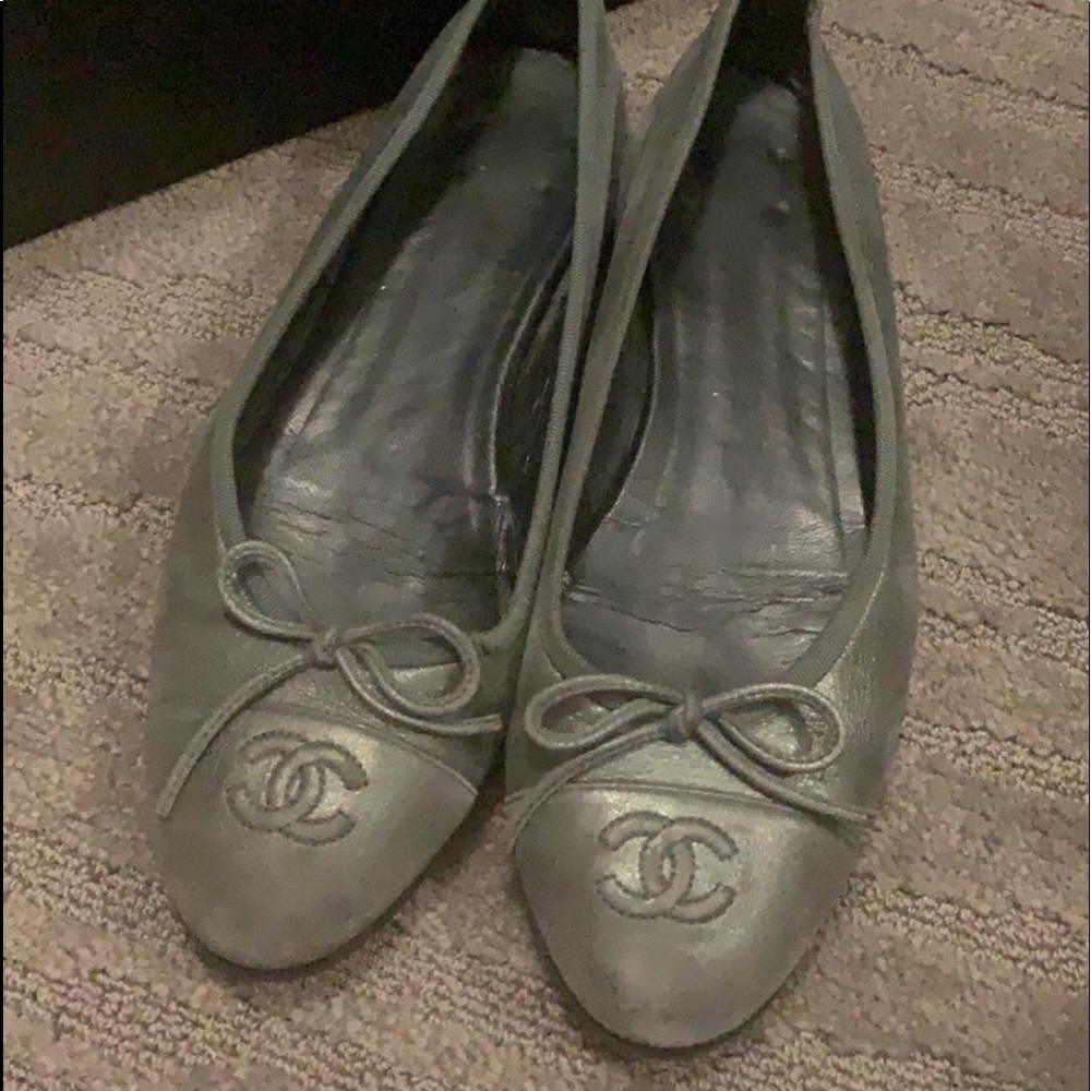Chanel flats 38